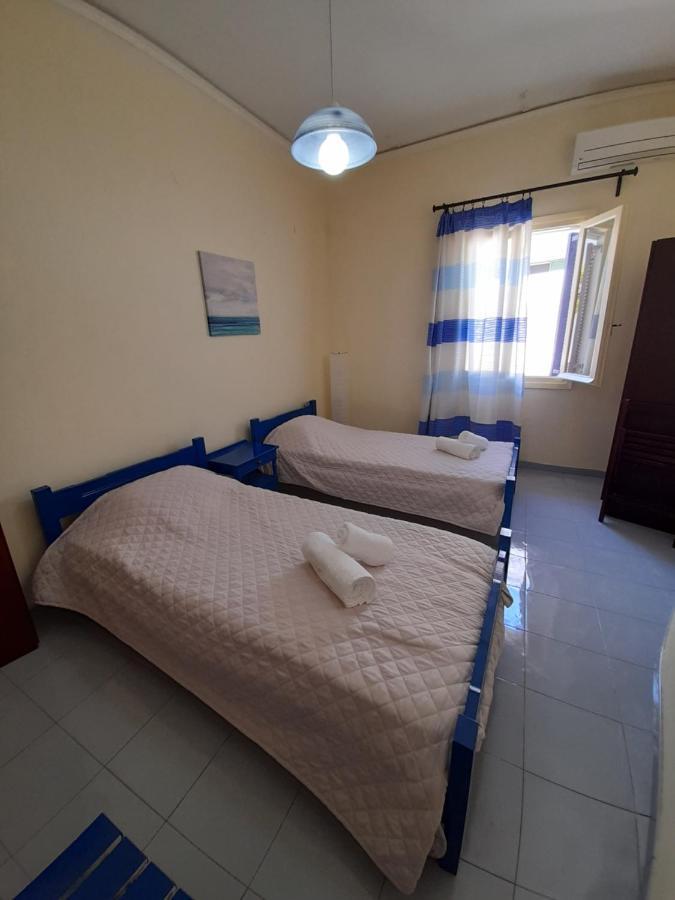 Old Harbor Apartments Spétses Екстериор снимка