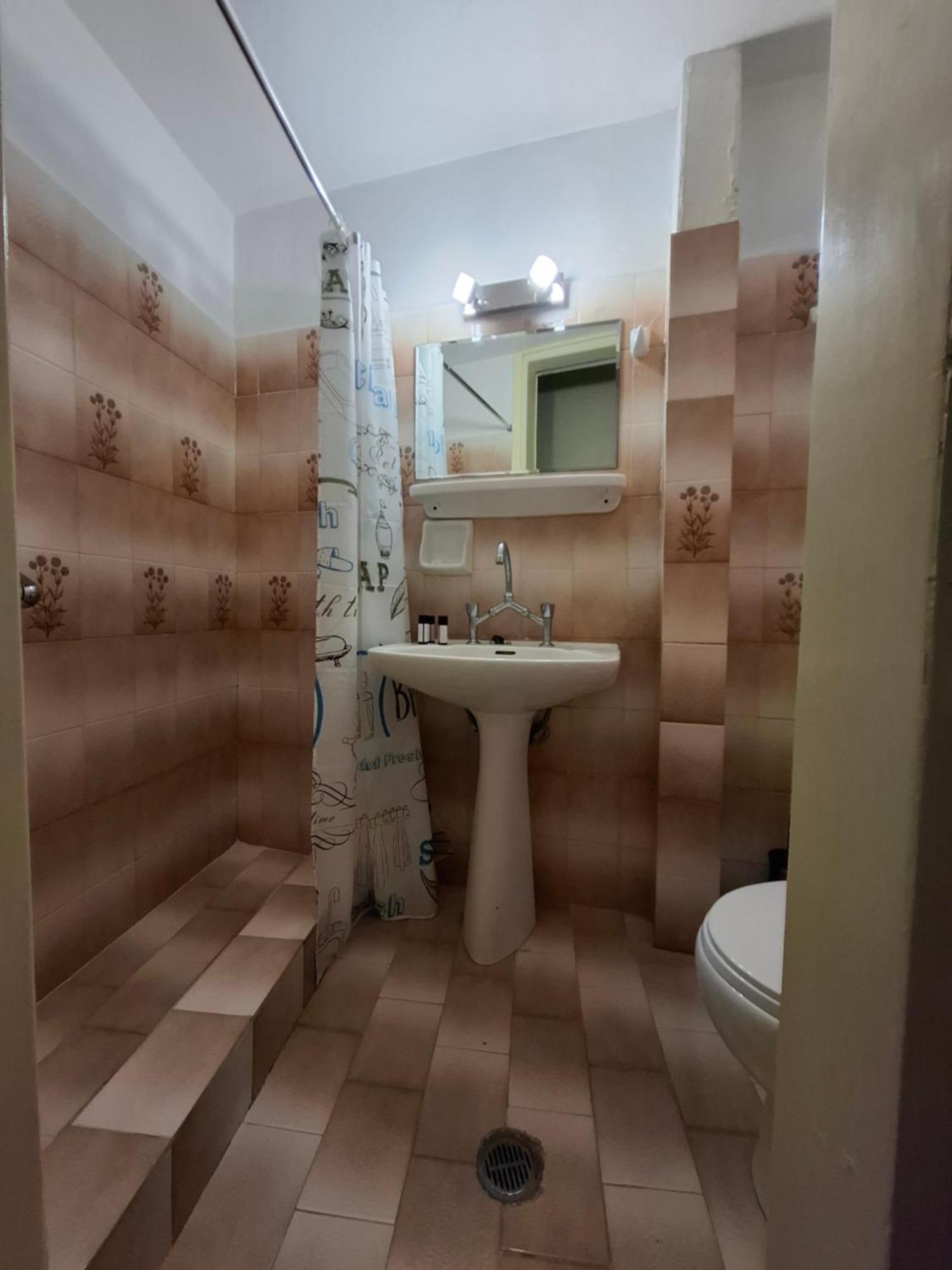 Old Harbor Apartments Spétses Екстериор снимка